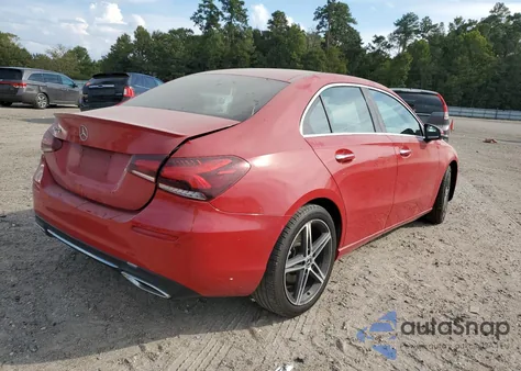 2019 Mercedes-Benz A 220 z USA, uszkodzony, nr VIN WDD3G4EB6KW020771